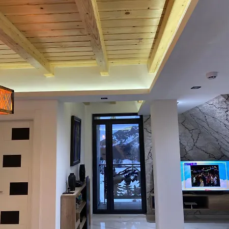 Ana - Kopaonik, Treska * 科帕奥尼克